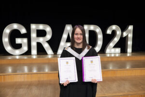 A delighted AlainaMaclennan. Photograph: Martin Shields. NO F49 CoGCGraduation_AlainaMaclennan_PrizeWinner (2)